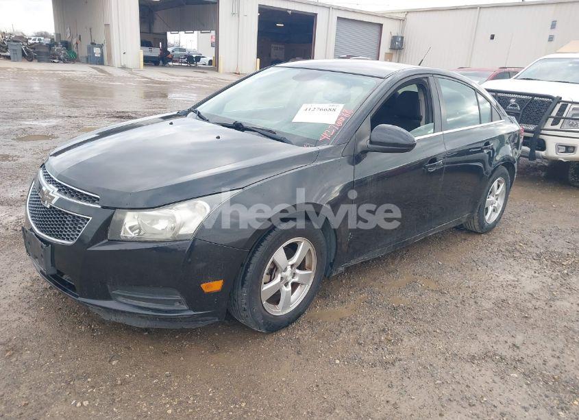 Photo 2 of 2013 Chevrolet Cruze 1LT AUTO (VIN 1G1PC5SB0D7219452)