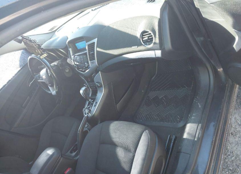 Photo 5 of 2013 Chevrolet Cruze 1LT AUTO (VIN 1G1PC5SB0D7302346)