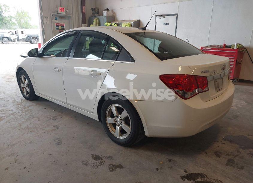 Photo 3 of 2013 Chevrolet Cruze 1LT AUTO (VIN 1G1PC5SB0D7321348)