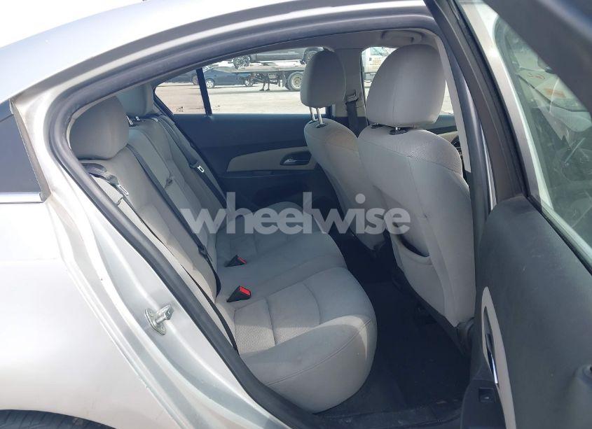 Photo 8 of 2013 Chevrolet Cruze 1LT AUTO (VIN 1G1PC5SB0D7328736)