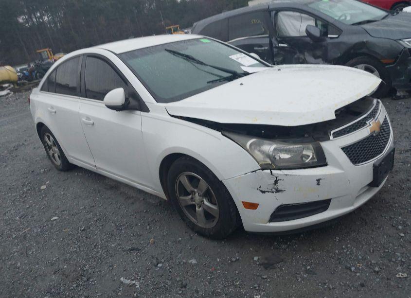 2014 Chevrolet Cruze 1LT AUTO (VIN 1G1PC5SB0E7103718) main photo