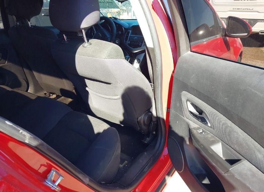 Photo 8 of 2014 Chevrolet Cruze 1LT AUTO (VIN 1G1PC5SB0E7121331)