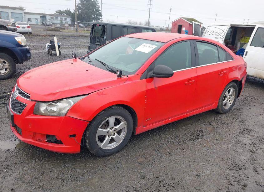 Photo 2 of 2014 Chevrolet Cruze 1LT AUTO (VIN 1G1PC5SB0E7138369)