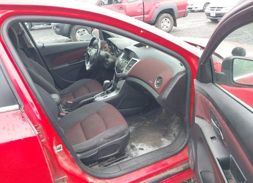 Photo 5 of 2014 Chevrolet Cruze 1LT AUTO (VIN 1G1PC5SB0E7138369)