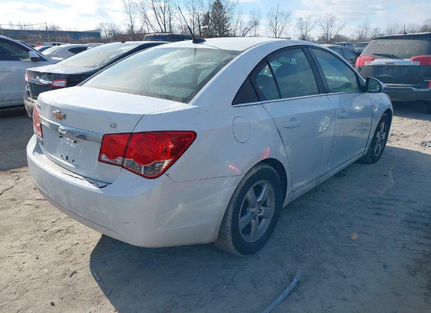 Photo 4 of 2014 Chevrolet Cruze 1LT AUTO (VIN 1G1PC5SB0E7144351)