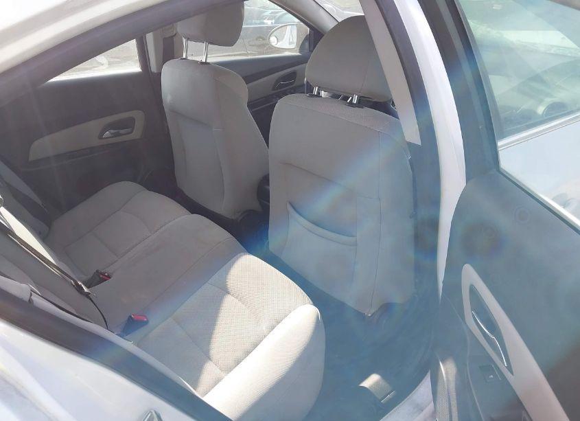 Photo 8 of 2014 Chevrolet Cruze 1LT AUTO (VIN 1G1PC5SB0E7144351)