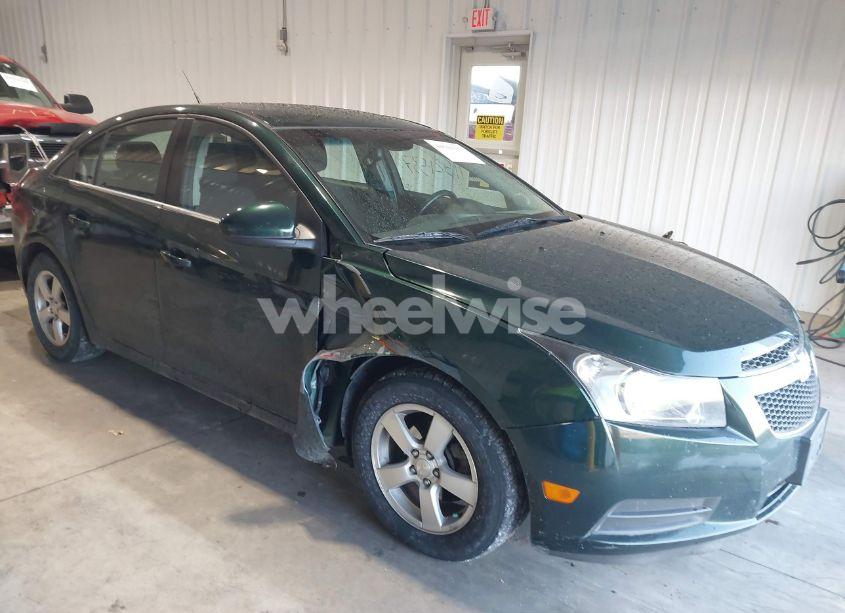 2014 Chevrolet Cruze 1LT AUTO (VIN 1G1PC5SB0E7226144) main photo