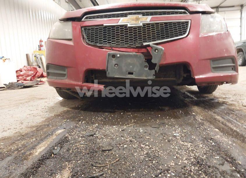 Photo 6 of 2014 Chevrolet Cruze 1LT AUTO (VIN 1G1PC5SB0E7248984)