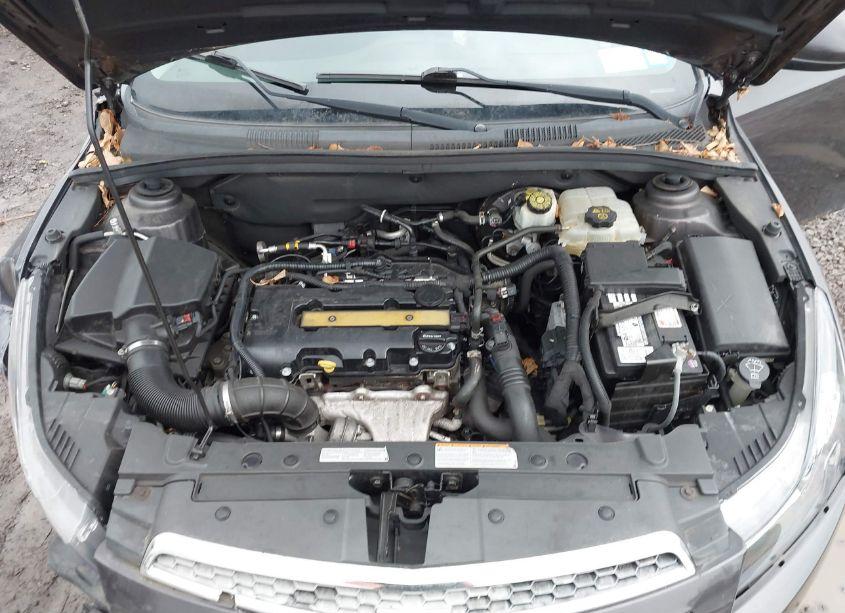 Photo 10 of 2014 Chevrolet Cruze 1LT AUTO (VIN 1G1PC5SB0E7268443)