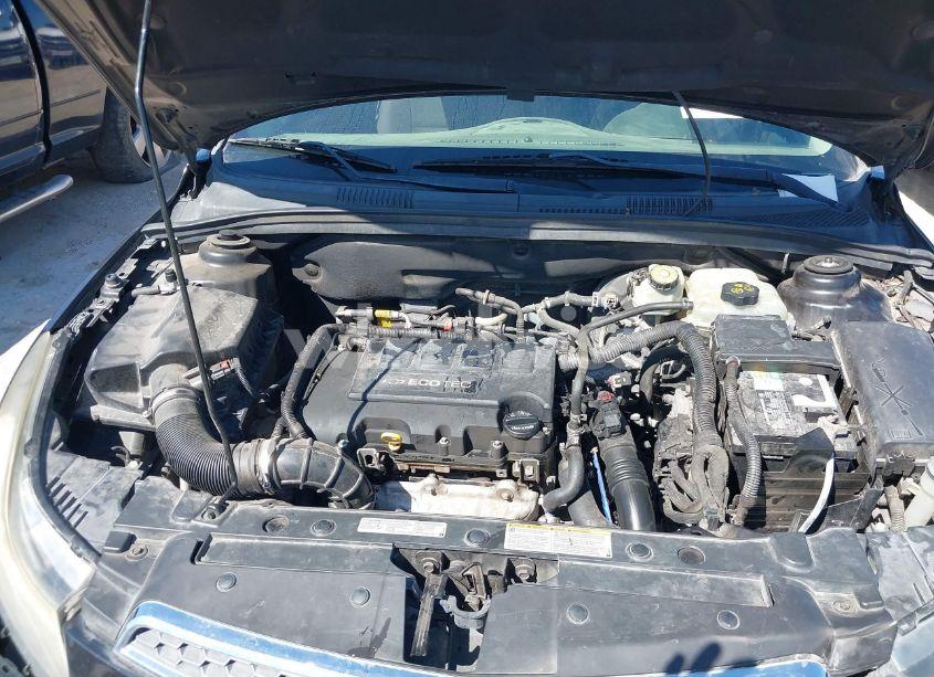 Photo 10 of 2014 Chevrolet Cruze 1LT AUTO (VIN 1G1PC5SB0E7272668)