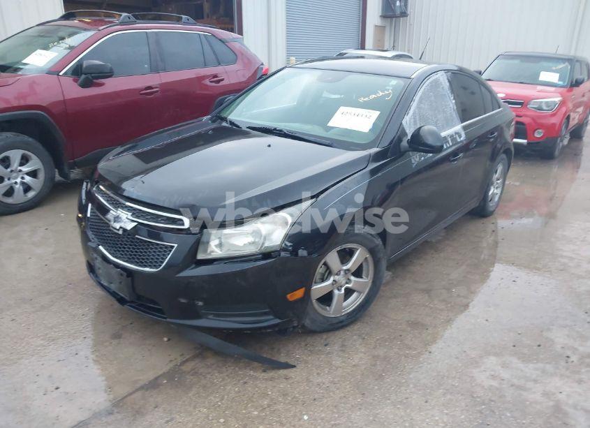 Photo 2 of 2014 Chevrolet Cruze 1LT AUTO (VIN 1G1PC5SB0E7272668)