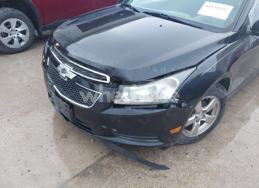 Photo 6 of 2014 Chevrolet Cruze 1LT AUTO (VIN 1G1PC5SB0E7272668)