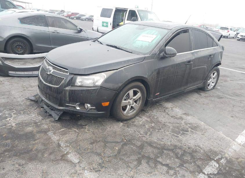 Photo 2 of 2014 Chevrolet Cruze 1LT AUTO (VIN 1G1PC5SB0E7310500)