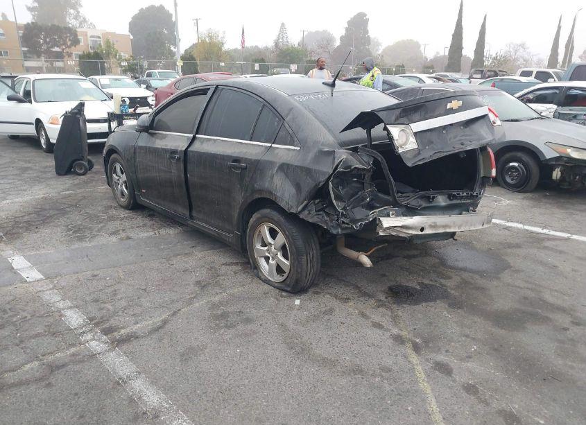 Photo 3 of 2014 Chevrolet Cruze 1LT AUTO (VIN 1G1PC5SB0E7310500)