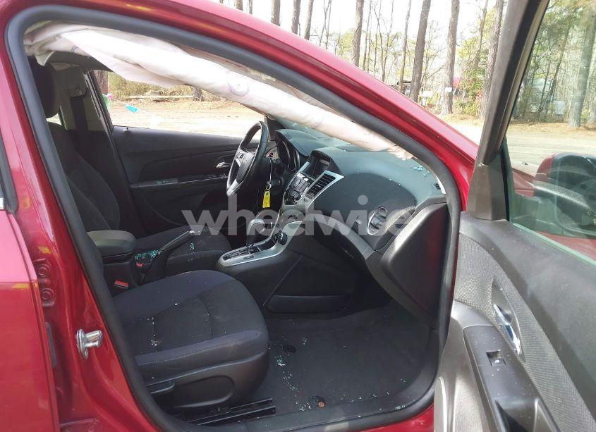 Photo 5 of 2014 Chevrolet Cruze 1LT AUTO (VIN 1G1PC5SB0E7325773)