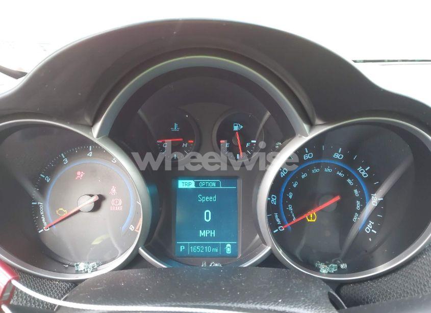 Photo 7 of 2014 Chevrolet Cruze 1LT AUTO (VIN 1G1PC5SB0E7325773)