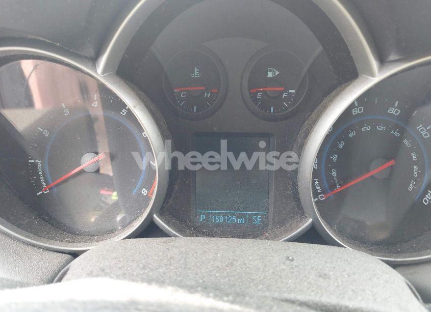 Photo 7 of 2014 Chevrolet Cruze 1LT AUTO (VIN 1G1PC5SB0E7329564)