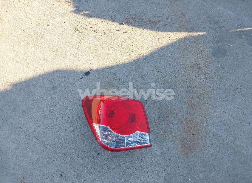 Photo 12 of 2014 Chevrolet Cruze 1LT AUTO (VIN 1G1PC5SB0E7363374)