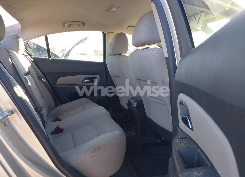 Photo 8 of 2014 Chevrolet Cruze 1LT AUTO (VIN 1G1PC5SB0E7363374)