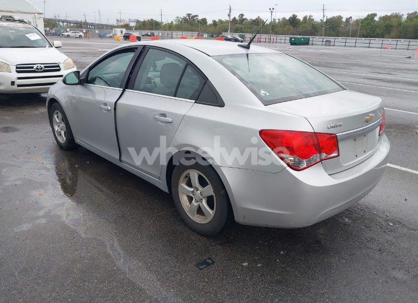 Photo 3 of 2014 Chevrolet Cruze 1LT AUTO (VIN 1G1PC5SB0E7407597)