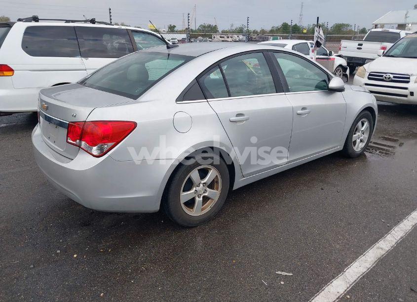 Photo 4 of 2014 Chevrolet Cruze 1LT AUTO (VIN 1G1PC5SB0E7407597)