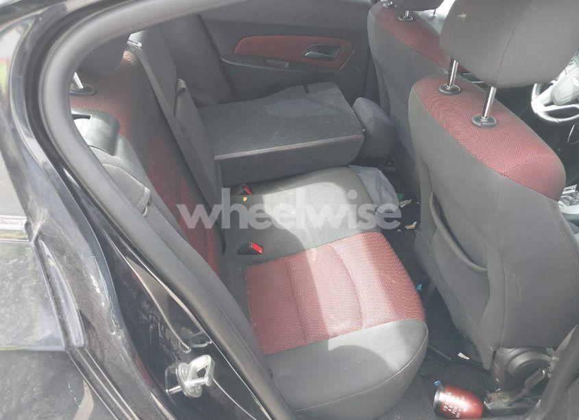 Photo 8 of 2014 Chevrolet Cruze 1LT AUTO (VIN 1G1PC5SB0E7419829)