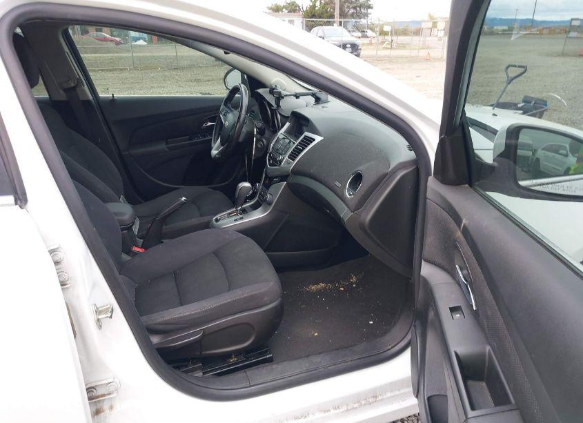 Photo 5 of 2014 Chevrolet Cruze 1LT AUTO (VIN 1G1PC5SB0E7424531)