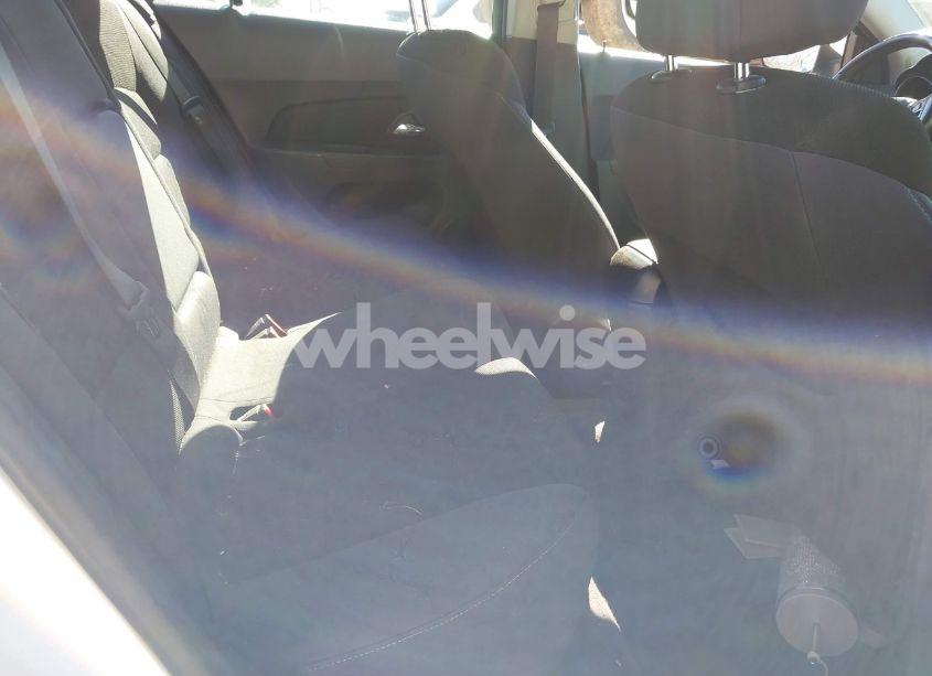 Photo 8 of 2014 Chevrolet Cruze 1LT AUTO (VIN 1G1PC5SB0E7437134)