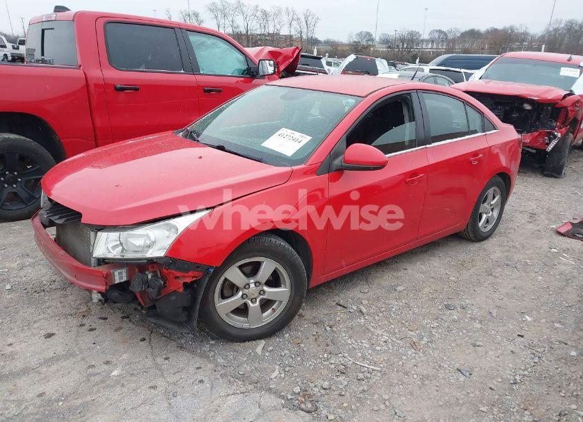 Photo 2 of 2014 Chevrolet Cruze 1LT AUTO (VIN 1G1PC5SB0E7444925)