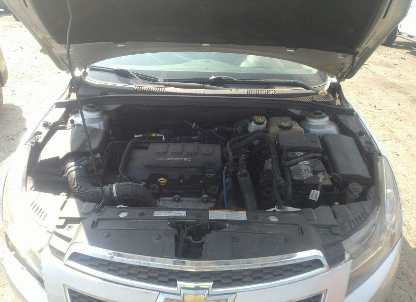 Photo 10 of 2014 Chevrolet Cruze 1LT AUTO (VIN 1G1PC5SB0E7452863)