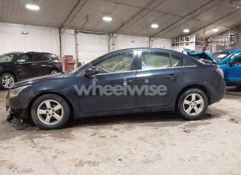 Photo 14 of 2014 Chevrolet Cruze 1LT AUTO (VIN 1G1PC5SB0E7459957)