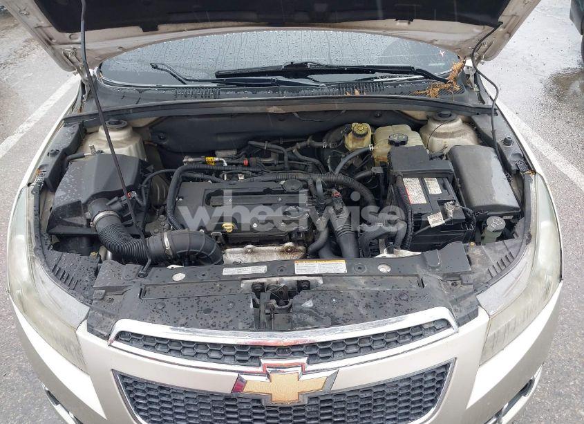 Photo 10 of 2014 Chevrolet Cruze 1LT AUTO (VIN 1G1PC5SB0E7471896)