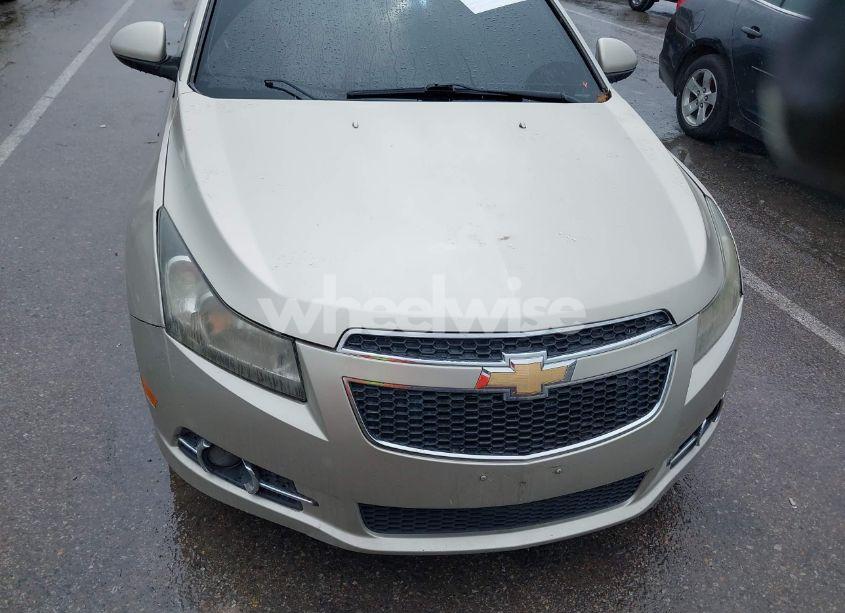 Photo 6 of 2014 Chevrolet Cruze 1LT AUTO (VIN 1G1PC5SB0E7471896)