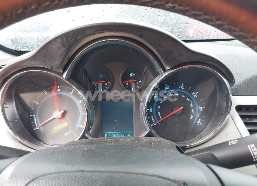 Photo 7 of 2014 Chevrolet Cruze 1LT AUTO (VIN 1G1PC5SB0E7471896)