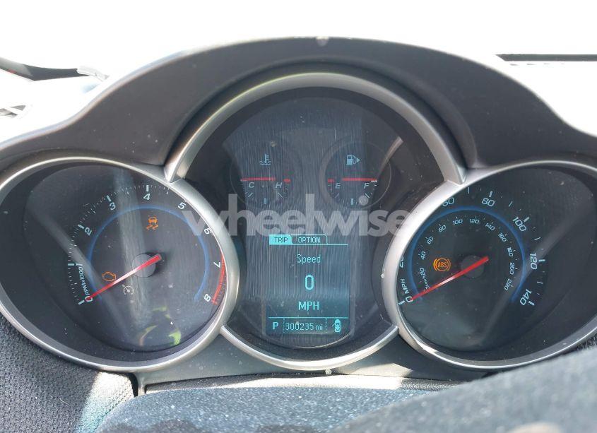 Photo 7 of 2014 Chevrolet Cruze 1LT AUTO (VIN 1G1PC5SB0E7486981)