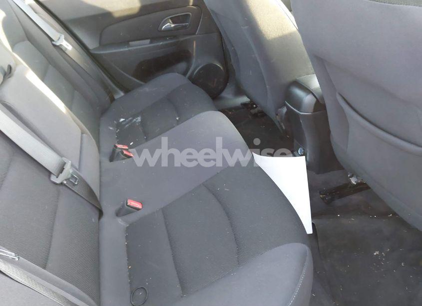 Photo 8 of 2015 Chevrolet Cruze 1LT AUTO (VIN 1G1PC5SB0F7103610)