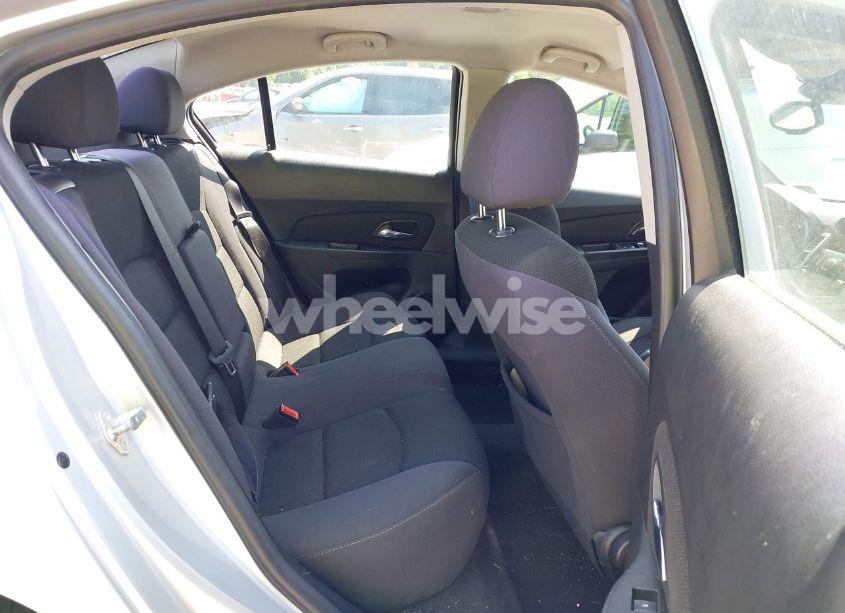 Photo 8 of 2015 Chevrolet Cruze 1LT AUTO (VIN 1G1PC5SB0F7120312)