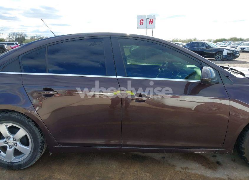 Photo 14 of 2015 Chevrolet Cruze 1LT AUTO (VIN 1G1PC5SB0F7125817)