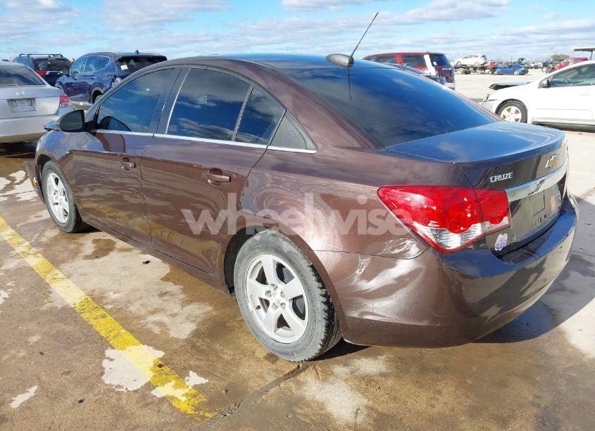 Photo 3 of 2015 Chevrolet Cruze 1LT AUTO (VIN 1G1PC5SB0F7125817)