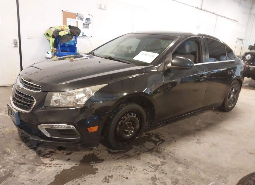 Photo 2 of 2015 Chevrolet Cruze 1LT AUTO (VIN 1G1PC5SB0F7132430)