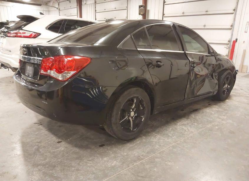 Photo 4 of 2015 Chevrolet Cruze 1LT AUTO (VIN 1G1PC5SB0F7132430)