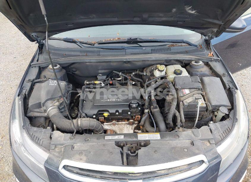 Photo 10 of 2015 Chevrolet Cruze 1LT AUTO (VIN 1G1PC5SB0F7170613)