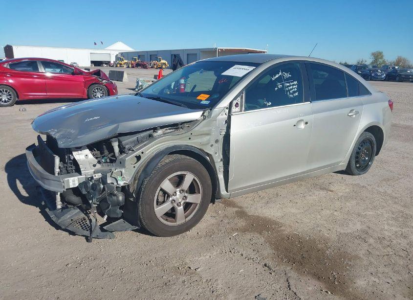 Photo 2 of 2015 Chevrolet Cruze 1LT AUTO (VIN 1G1PC5SB0F7179134)