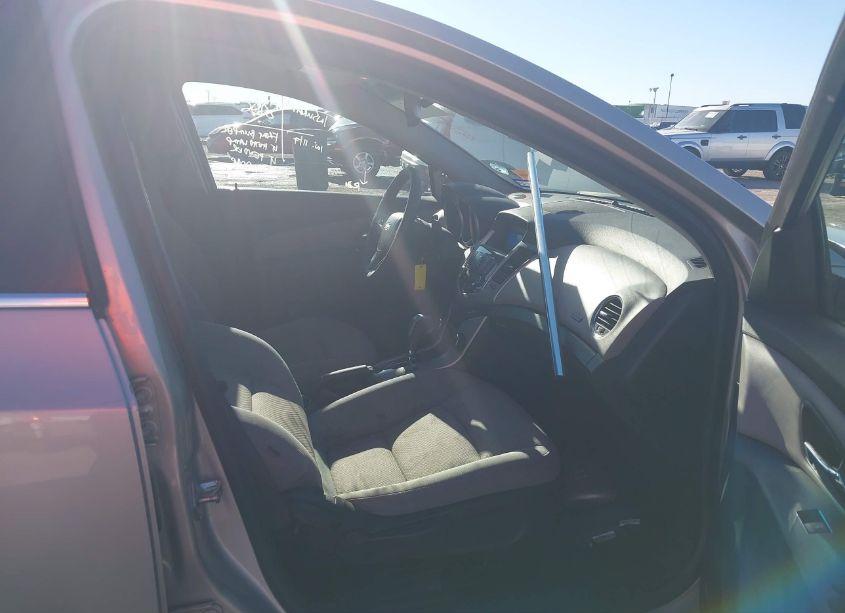 Photo 5 of 2015 Chevrolet Cruze 1LT AUTO (VIN 1G1PC5SB0F7179134)