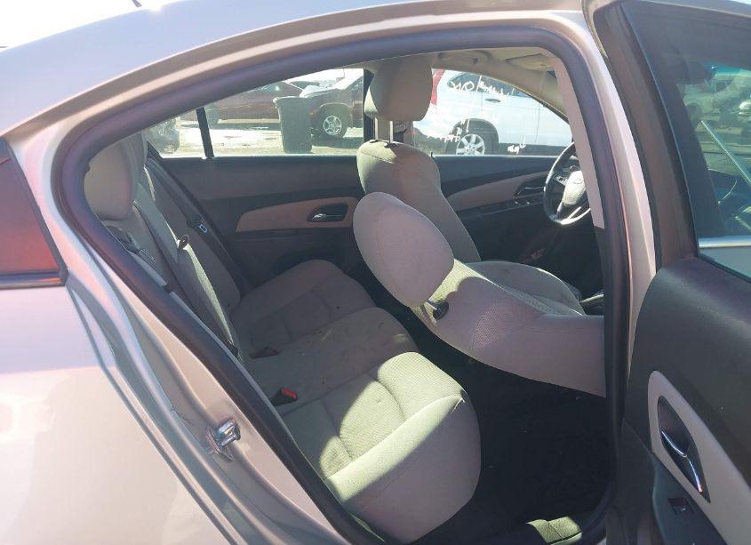 Photo 8 of 2015 Chevrolet Cruze 1LT AUTO (VIN 1G1PC5SB0F7179134)