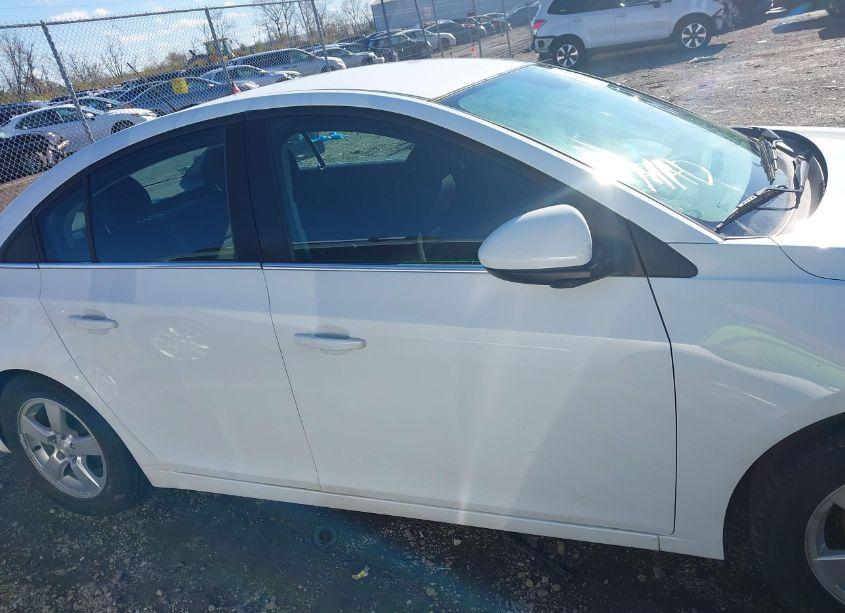 Photo 13 of 2015 Chevrolet Cruze 1LT AUTO (VIN 1G1PC5SB0F7186651)