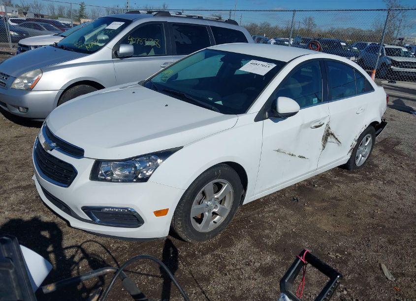Photo 2 of 2015 Chevrolet Cruze 1LT AUTO (VIN 1G1PC5SB0F7186651)