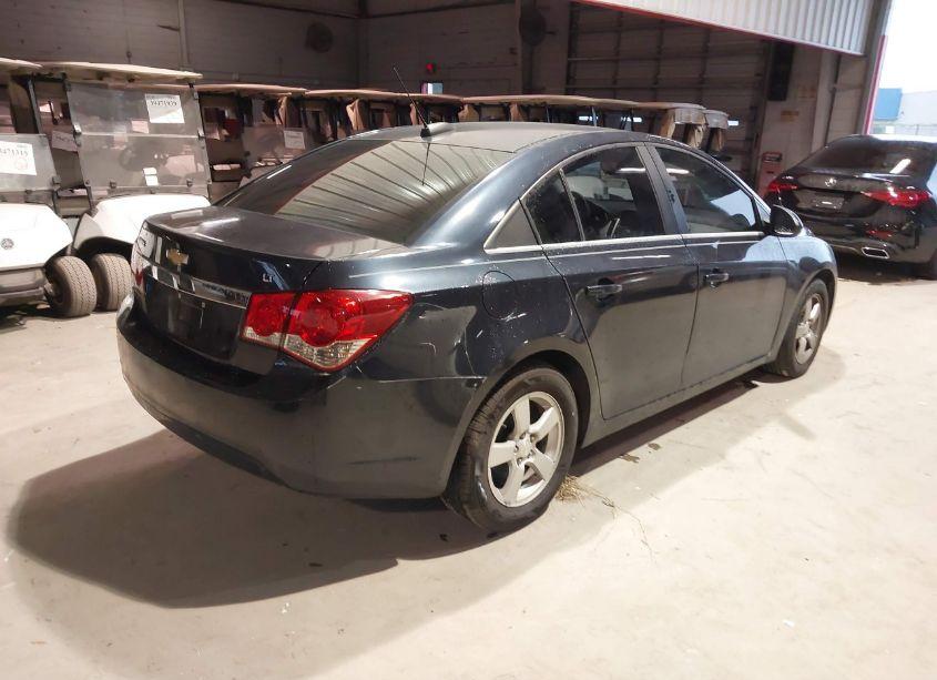 Photo 4 of 2015 Chevrolet Cruze 1LT AUTO (VIN 1G1PC5SB0F7223357)