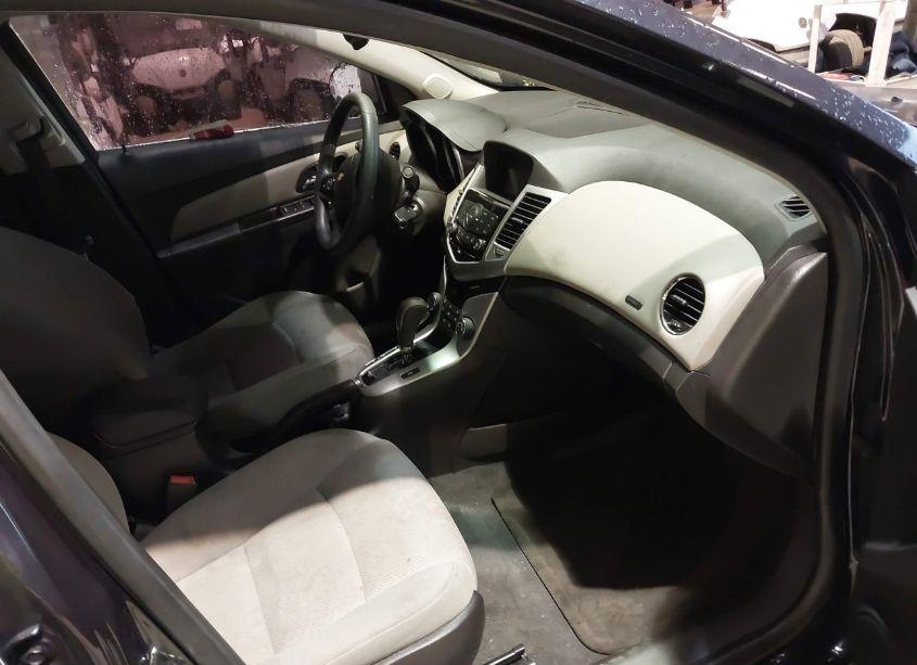 Photo 5 of 2015 Chevrolet Cruze 1LT AUTO (VIN 1G1PC5SB0F7223357)