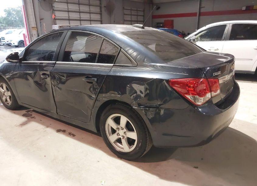 Photo 6 of 2015 Chevrolet Cruze 1LT AUTO (VIN 1G1PC5SB0F7223357)